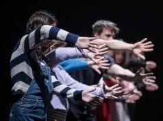 El Teatre Arniches programa ‘Copiar’, un espectáculo familiar inmersivo premiado en FETEN