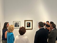 MACA expone ‘Madre de Srebrenica’: arte y memoria contra el olvido del genocidio