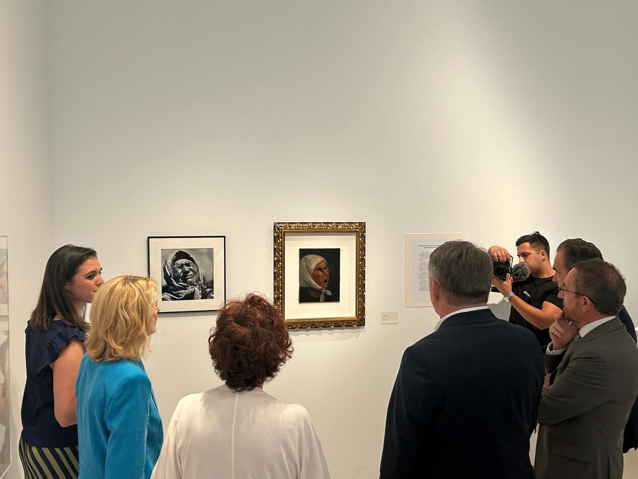 MACA expone ‘Madre de Srebrenica’: arte y memoria contra el olvido del genocidio