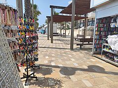 El Mercado de Artesanía regresa a la Playa de San Juan hasta septiembre