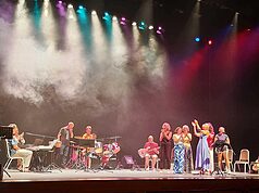 La UA centra sus Cursos de Verano en IA, geopolítica y música